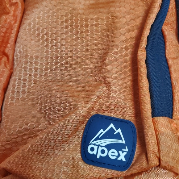 NWOT APEX Shoulder Crossbody Sling Bag, Orange - Picture 6 of 9